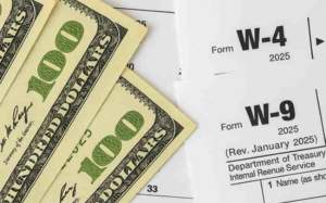 W9 or W4: What Is the Difference?